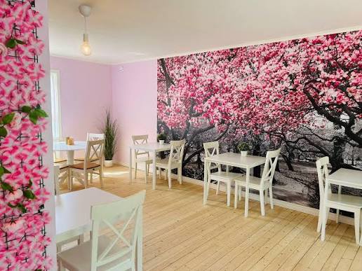 cozy glasscafe